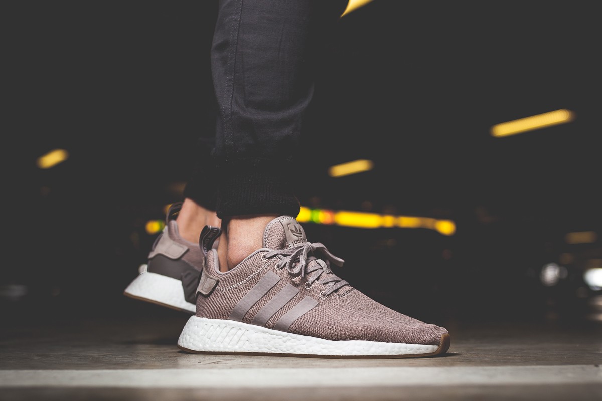 Nmd r2 outlet light brown